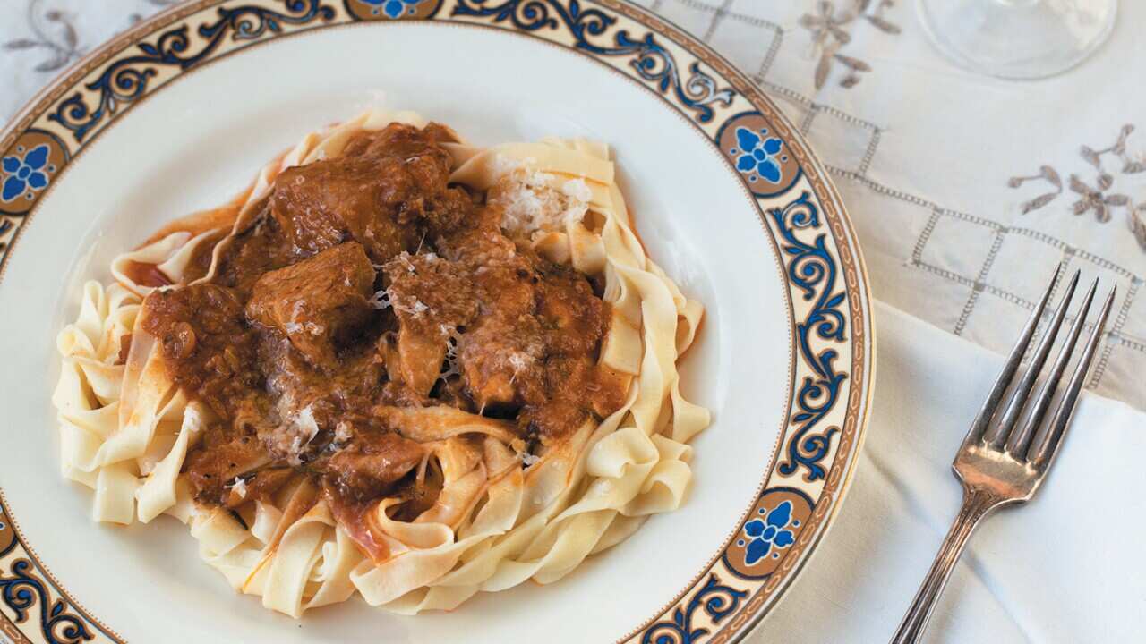 Chicken sugo (sugo di gallina)