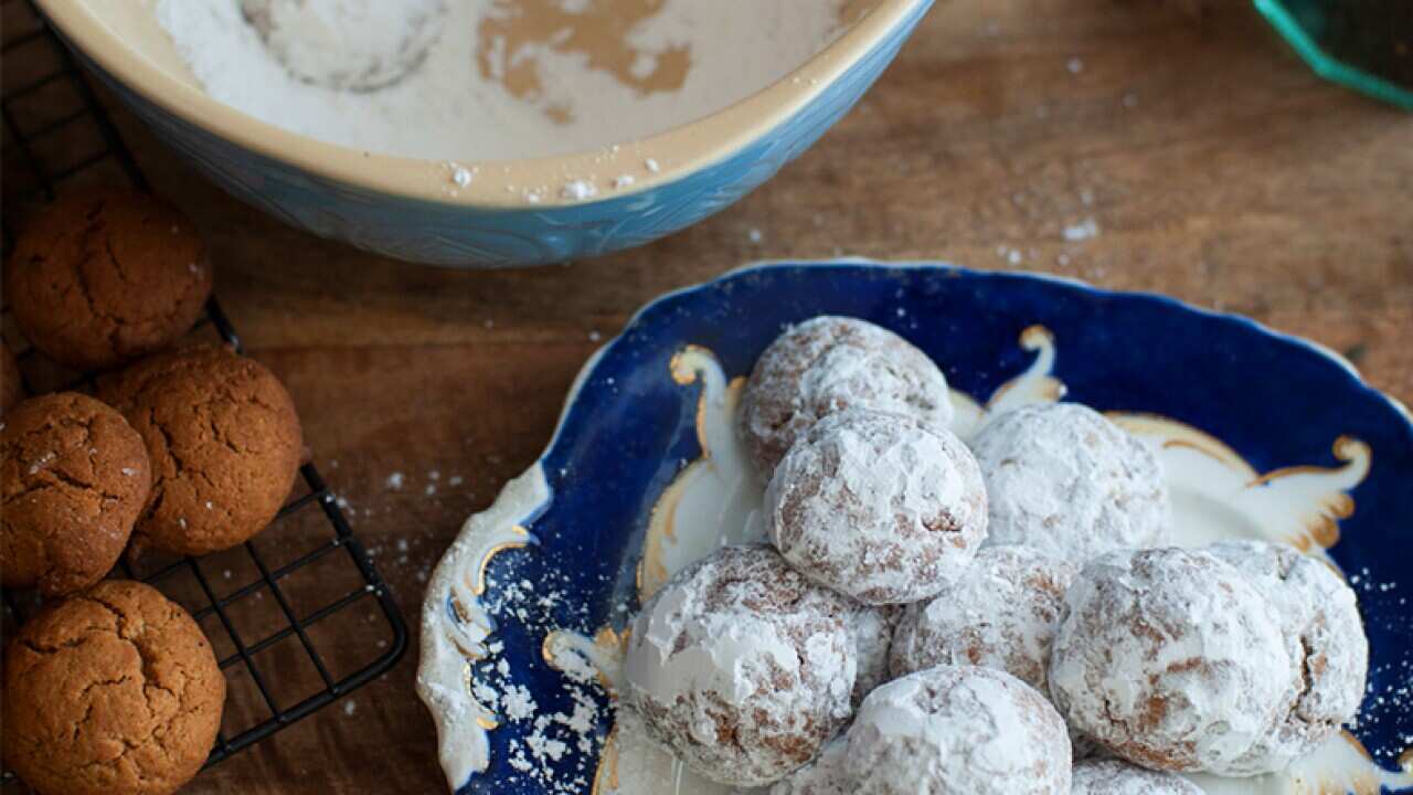 Spiced biscuits