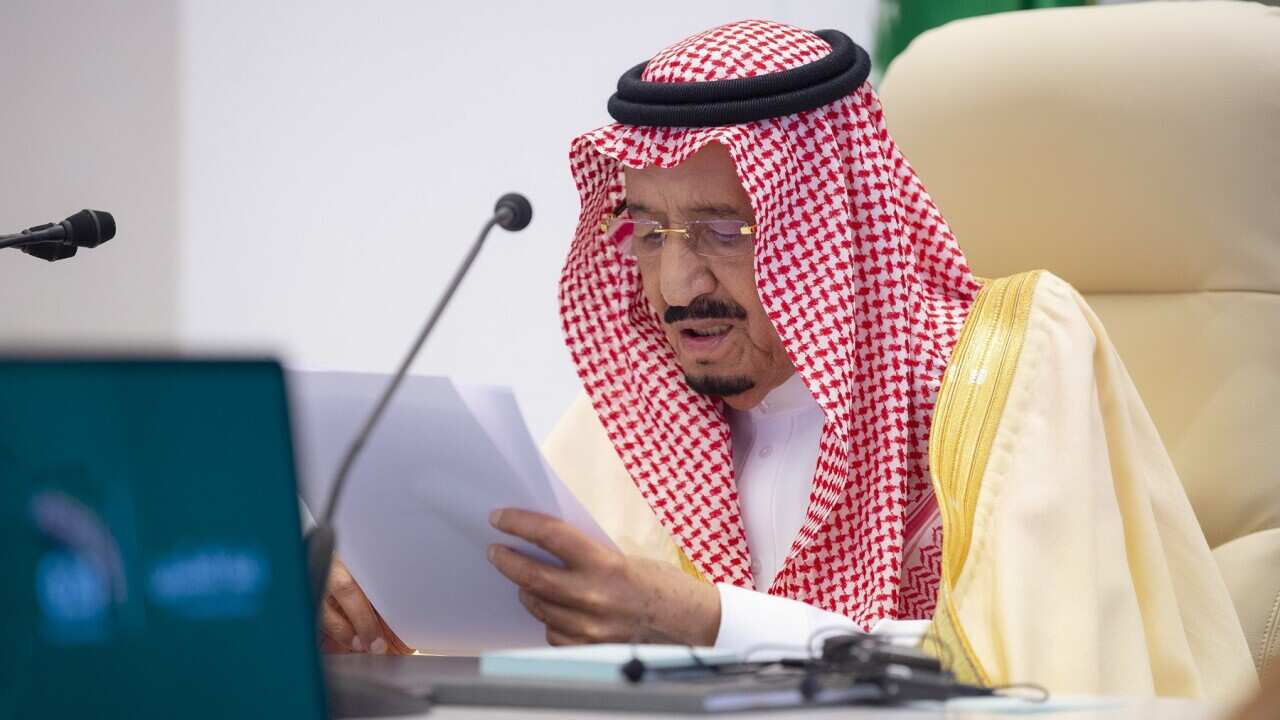 Saudi Arabia's King Salman bin Abdulaziz Al-Saud addressing a session on the second day of the G20 Riyadh Summit.