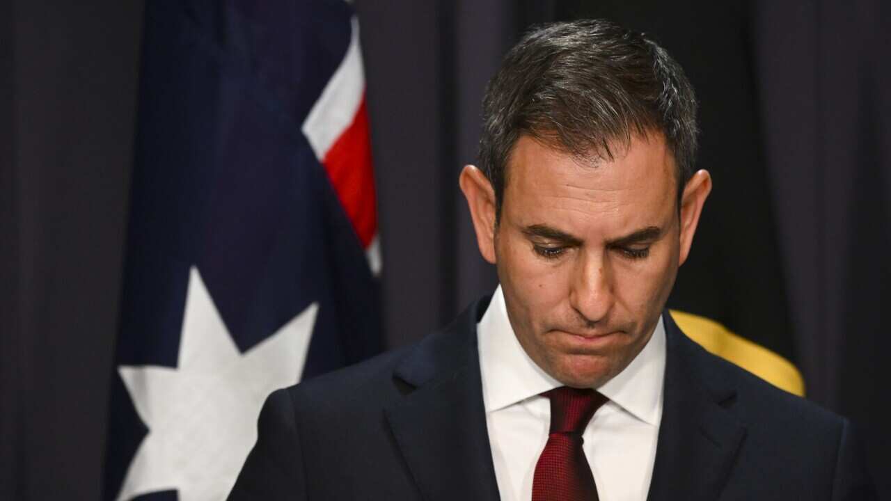 JIM CHALMERS PRESSER