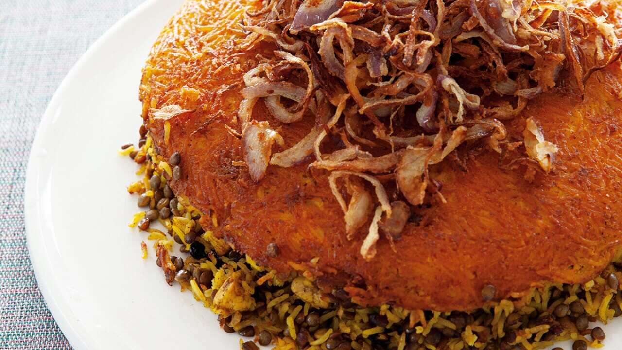 Rice with chicken and lentils (adas polow)