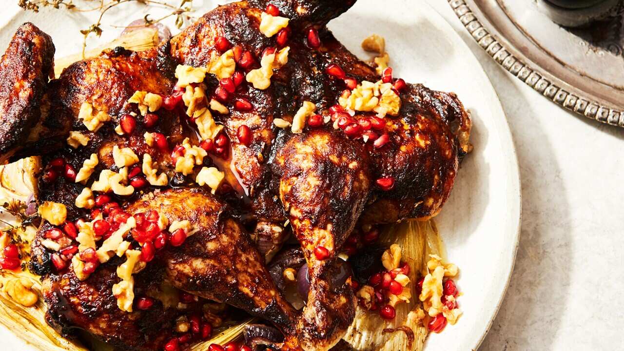 Pomegranate and fennel chicken (pollastre amb magrana)