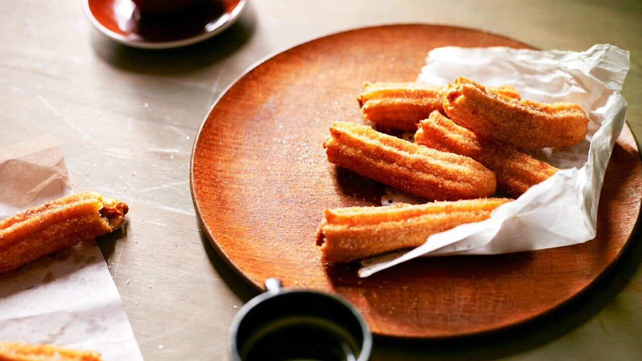 Brazilian doughnuts (churros with doce de leite)