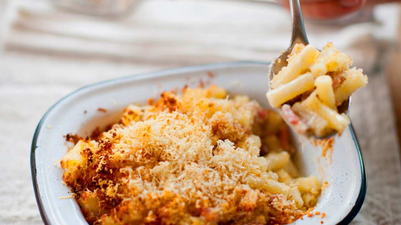 Speck and sour cream macaroni cheese