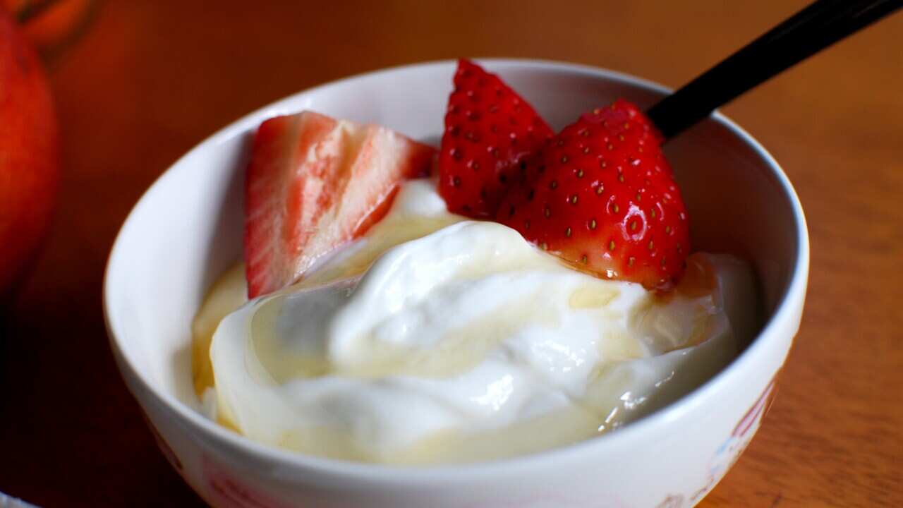 Greek yoghurt with strawberries