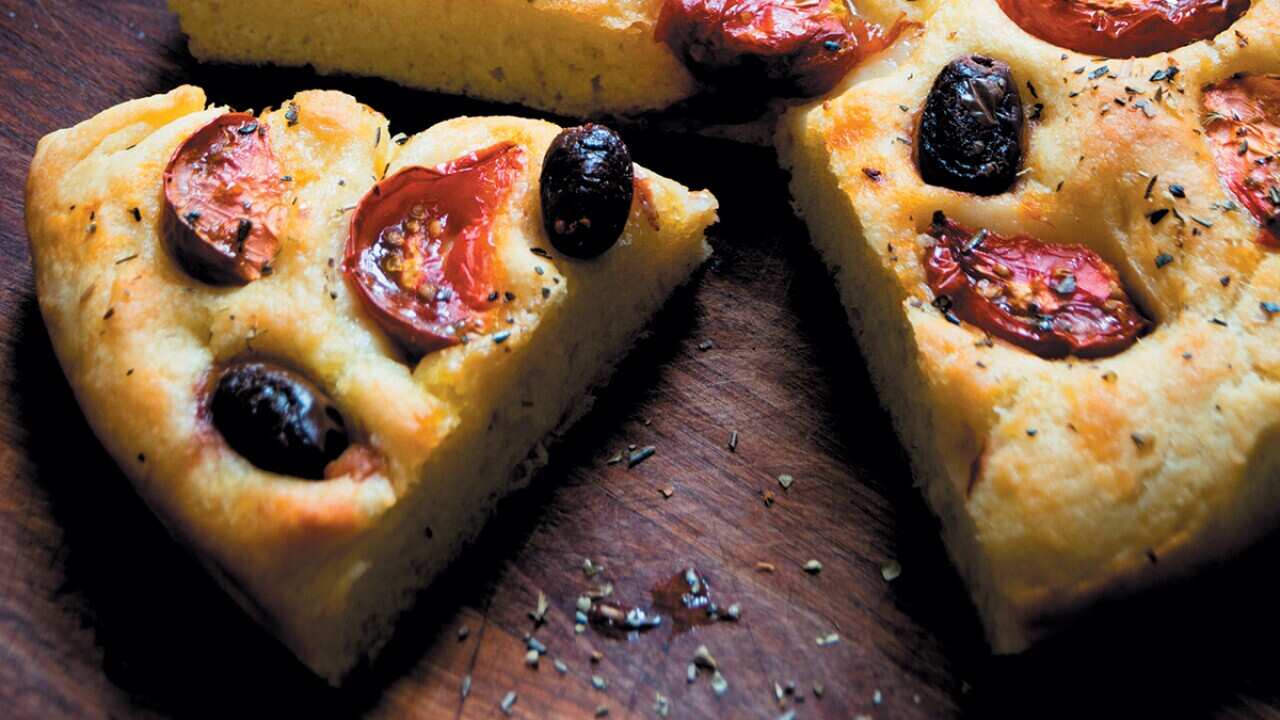 Focaccia Bari-style (focaccia Barese)